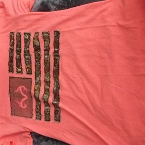 Neon pink short sleeve